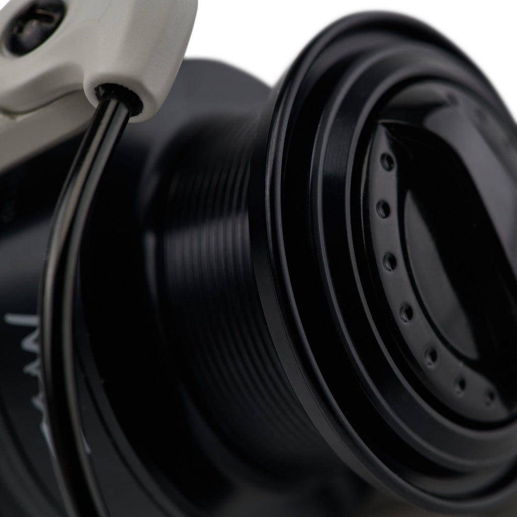 Max™ Z Spinning Reel